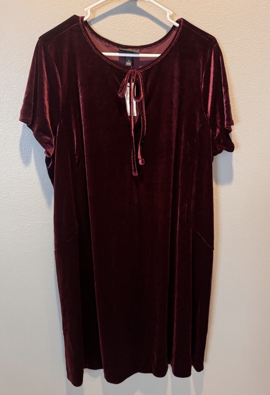 NWT Lane Bryant Women's Short Sleeve Velvet Tie Front Dress Burgundy Size 18